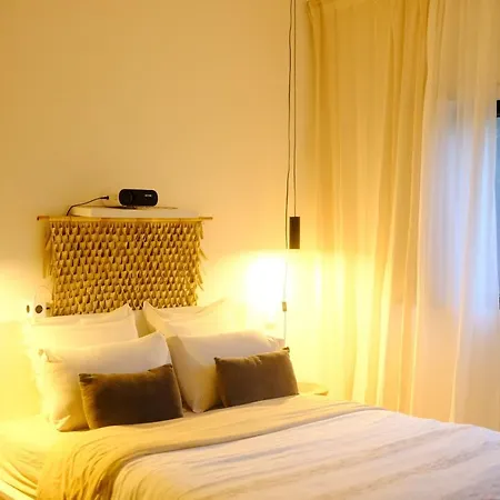 Guest house - The Black